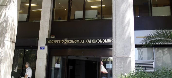 Βάζουν συνέχεια φόρους, αλλά εκείνοι μας… φεσώνουν: Mε οφειλές του Κράτους σε ιδιώτες άνω των 2 δισ. ευρώ «έκλεισε» το 2018!
